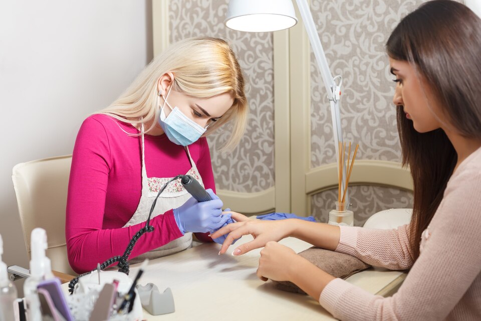 Gökçebey Manikürcü